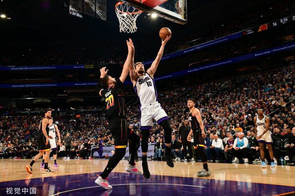 面的前锋 面的前锋