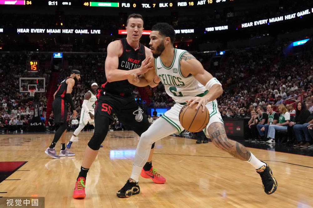 给瓦伦西亚 给瓦伦西亚