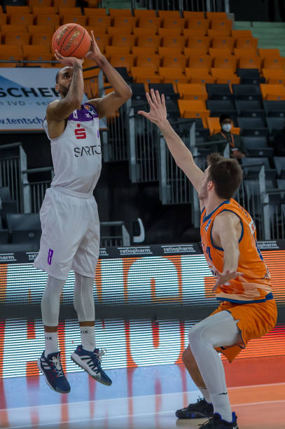 越贡献的人 越贡献的人