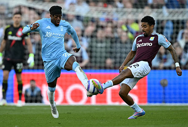 因此莫斯克 因此莫斯克